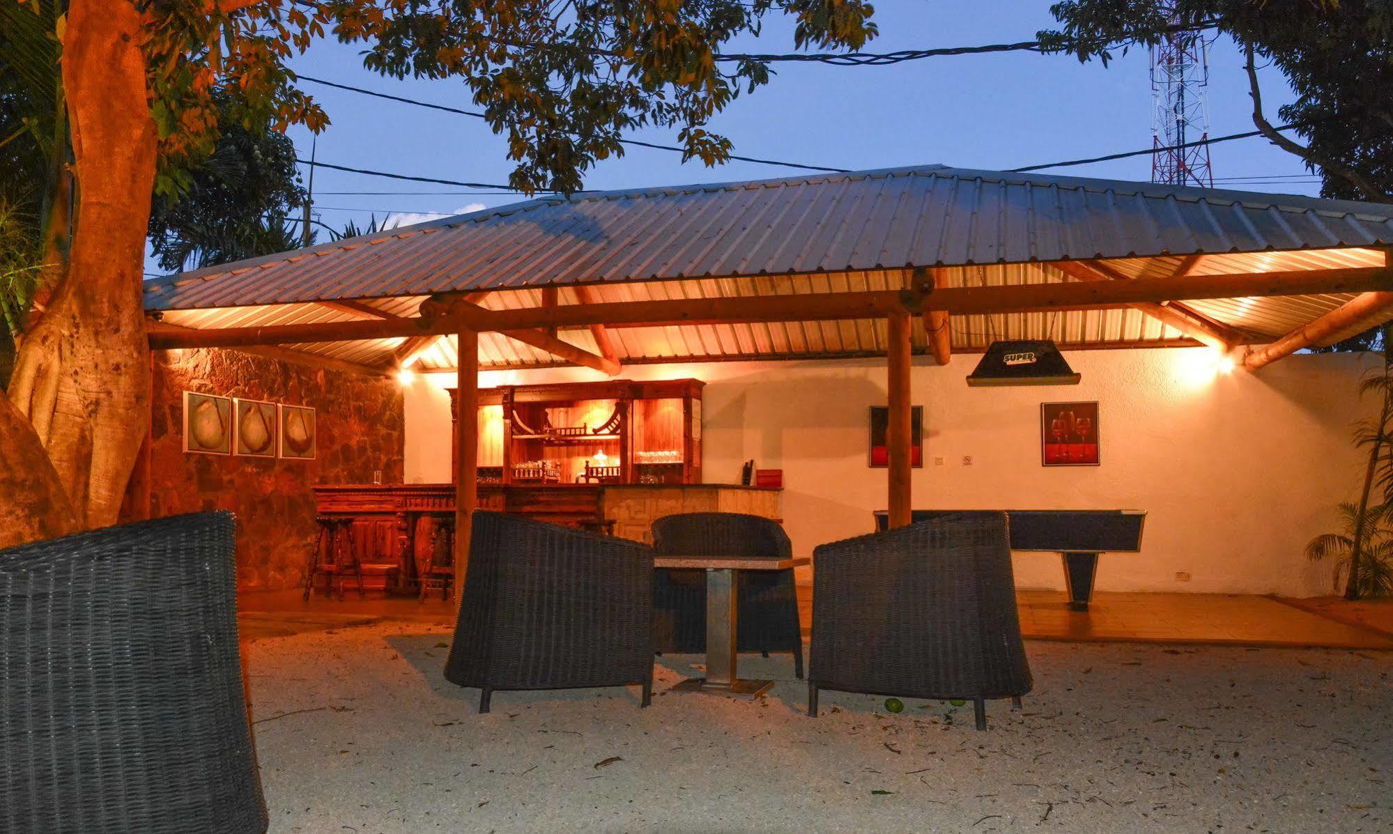 ลา มาร์การิตา Hotel Pointe aux Piments ภายนอก รูปภาพ